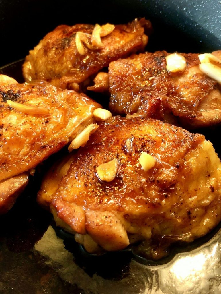 HONEYGARLIC SLOW COOKER CHICKEN THIGHS Skinny Daily Recipes