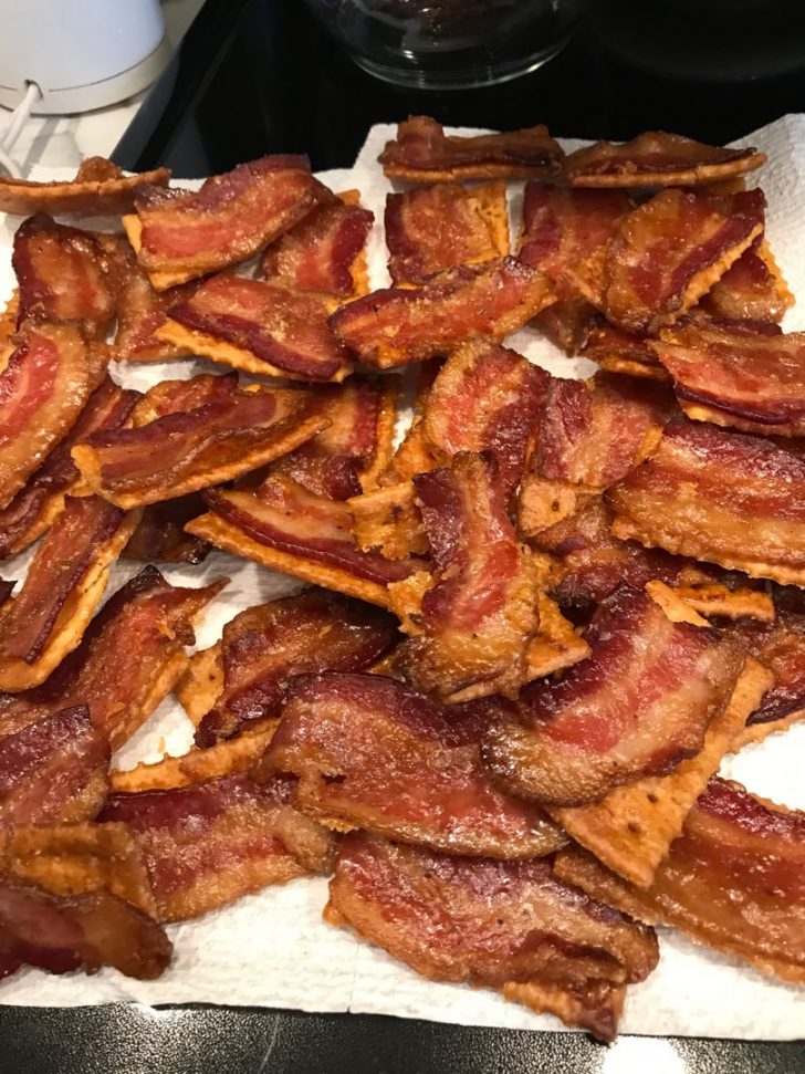 MustTry Candied Bacon Crackers Recipe Skinny Daily Recipes