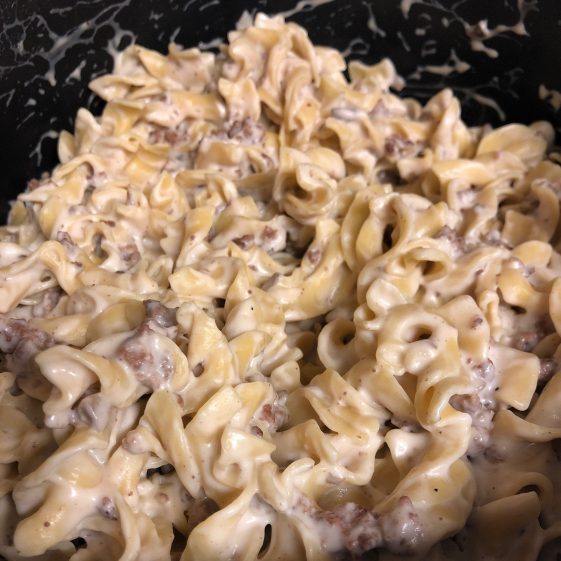 MICHELLE’S ULTIMATE BEEF STROGANOFF CASSEROLE - Skinny Daily Recipes